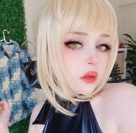 Anzujaamu onlyfans model images
