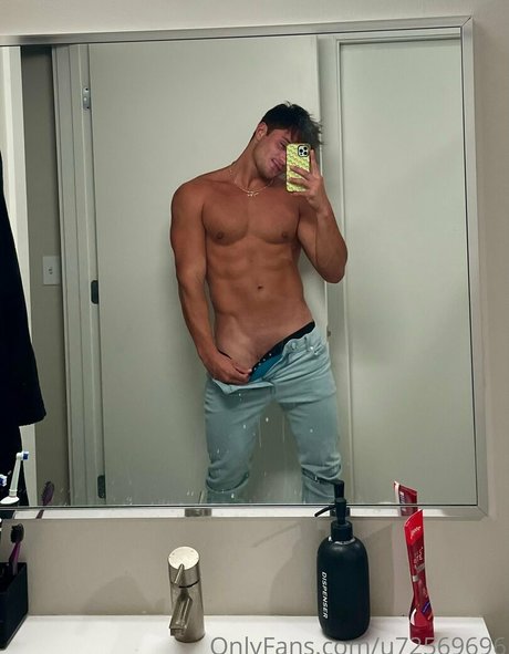 jfit98 only fans nudes