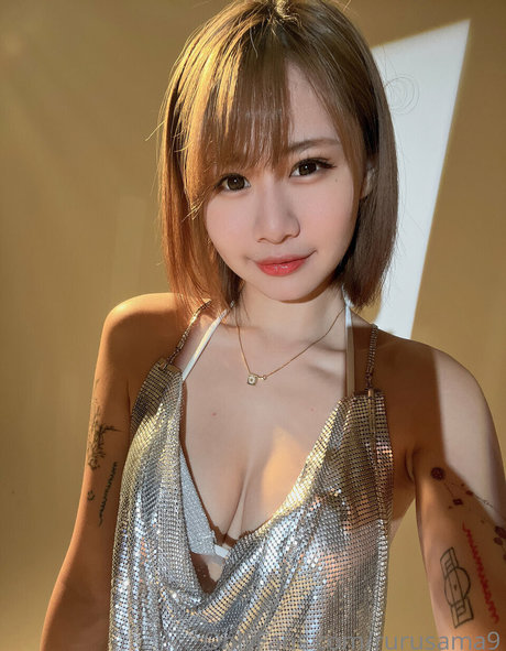 shemale lingerie onlyfans pornos depiction