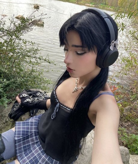 Arielle Maxine leaked onlyfans sex tape