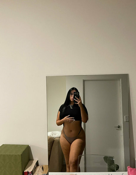 Katana Grey onlyfans fotos