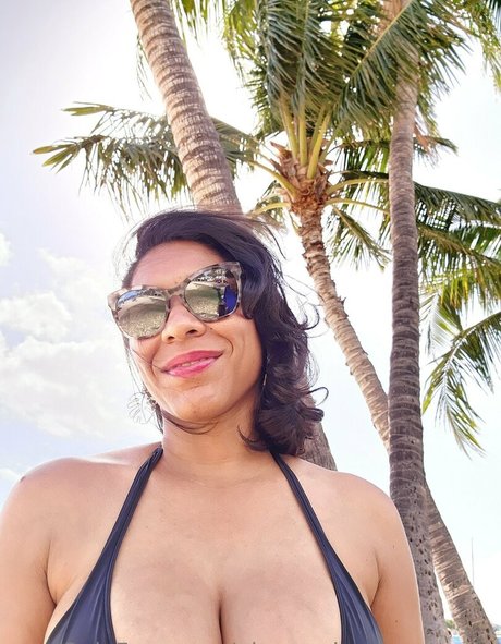 pineapplemeowmeow onlyfans nudes