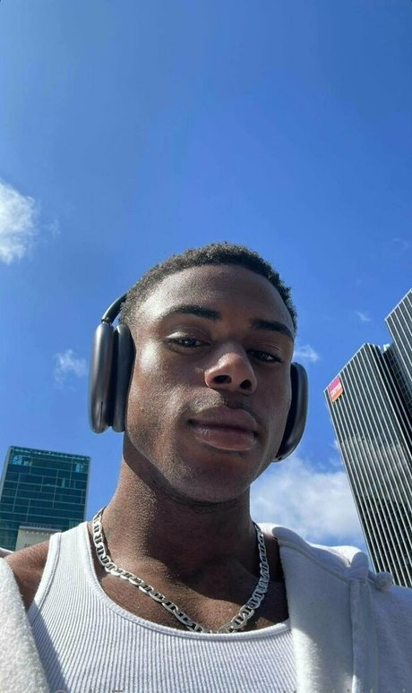 prettyskinboi nudes onlyfans leaked