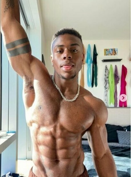 prettyskinboi onlyfans nude photos