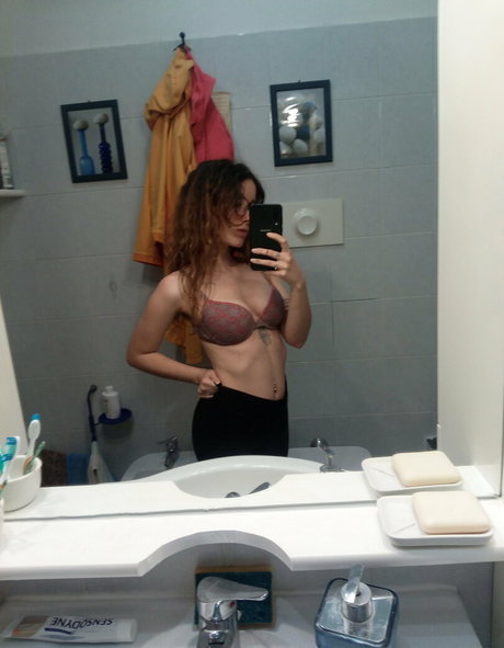 alice inwonderland96 onlyfans sex leak