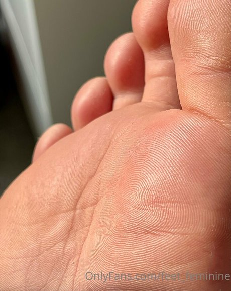 feet feminine onlyfans pics
