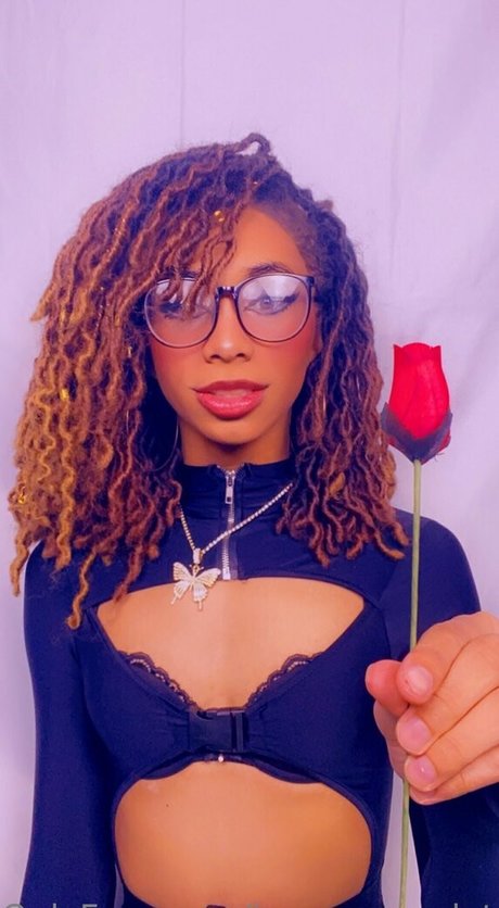 ivyevescarlet nudes onlyfans leaked