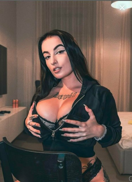 michalkaa onlyfans nudes leak