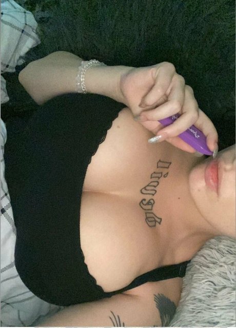 michalkaa onlyfans pics