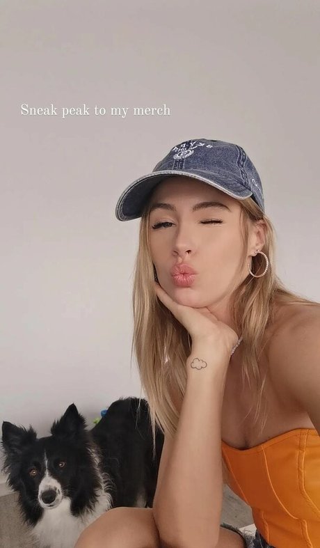 itsSky is on onlyfans