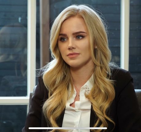 Eva Vlaardingerbroek leaked onlyfans.