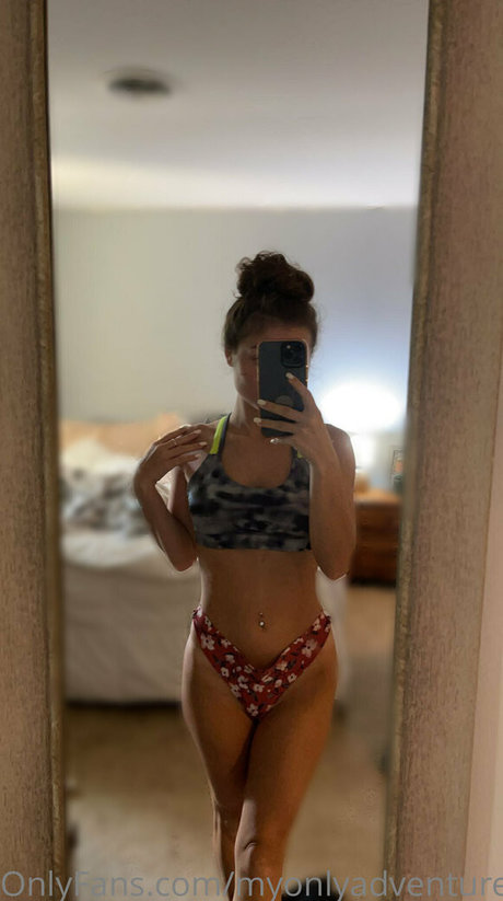 myonlyadventurez onlyfans model photo