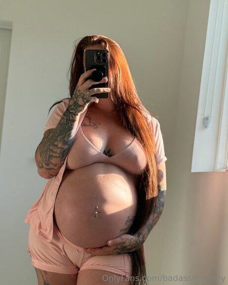 badassmommy only fans pic