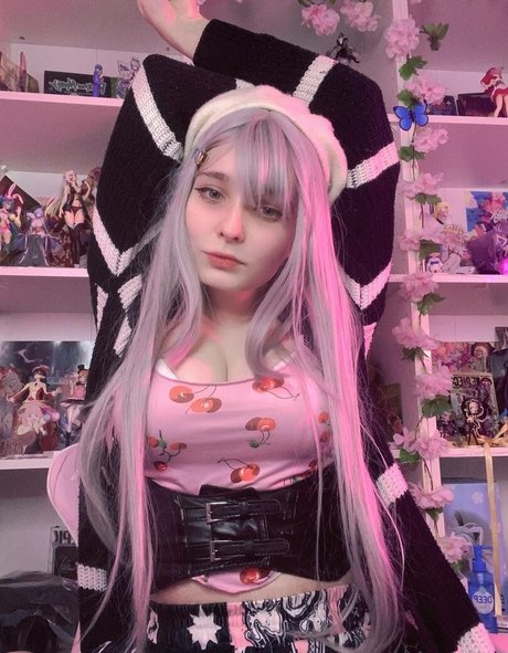 mia green tea nude onlyfans