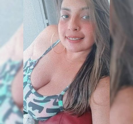 Brunna Fonseca onlyfans topless