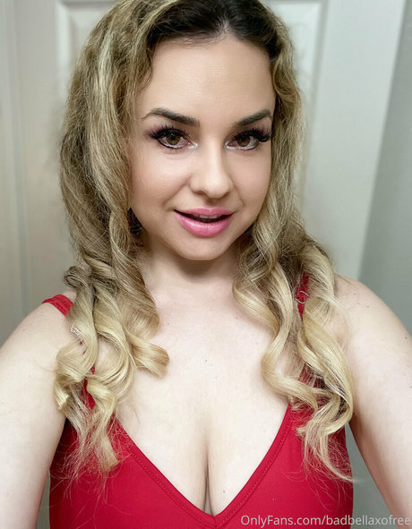 badbellaxofree free only fans