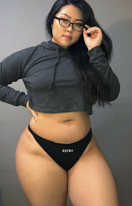 Jin Baek onlyfans nude content