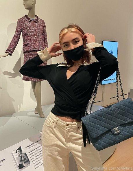 onlyfina onlyfans strip tease