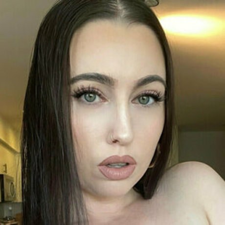 daniellelancaster naked onlyfans leaks