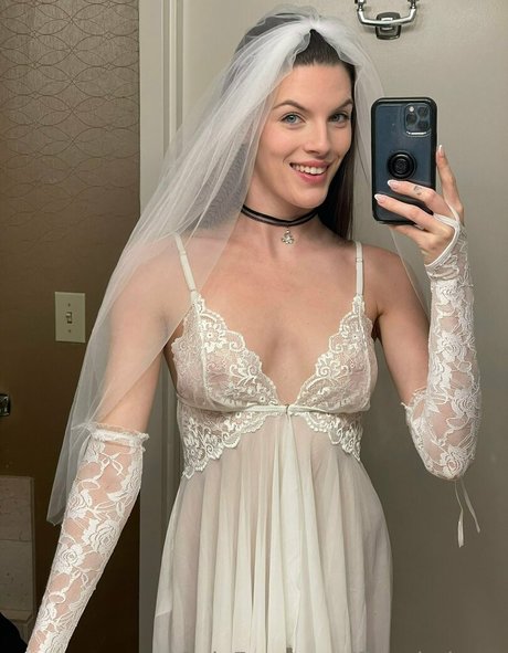 Fiona Frost onlyfans gratis