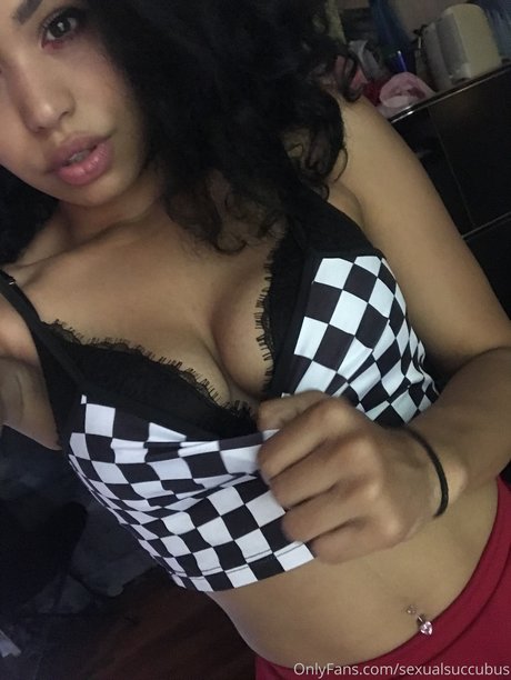 E Gamer Girlfriend onlyfans leaked photos