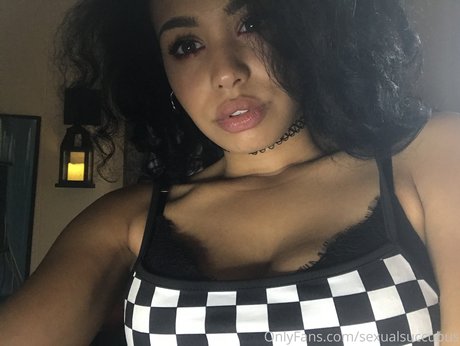 E Gamer Girlfriend onlyfans striptease