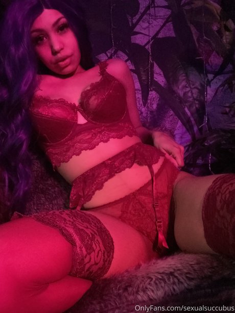 E Gamer Girlfriend nude onlyfans