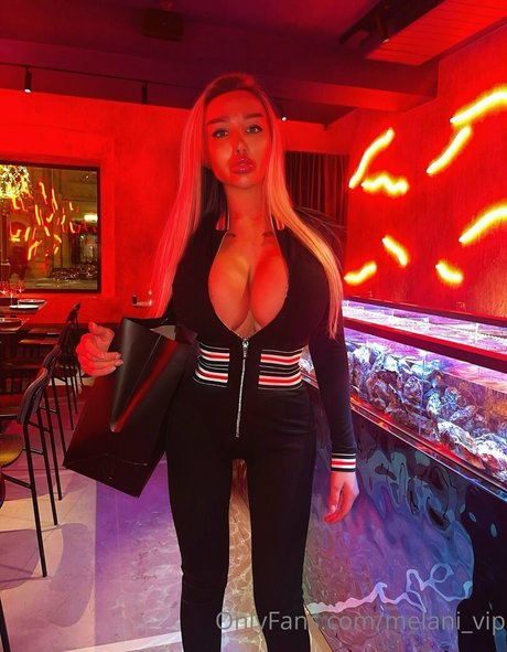 Melani VIP hot onlyfans