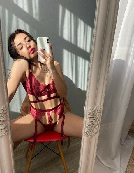 Yummy Nut onlyfans hot