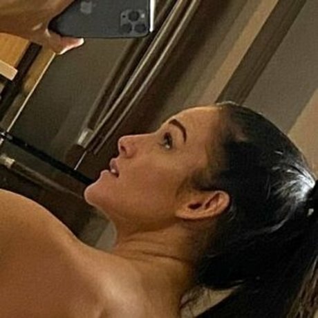 Shelby Robins onlyfans ass