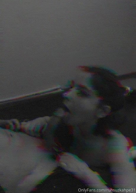ruhsuzkahpe31 porn onlyfans
