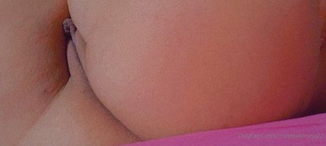 malditakoneja22 onlyfans content type