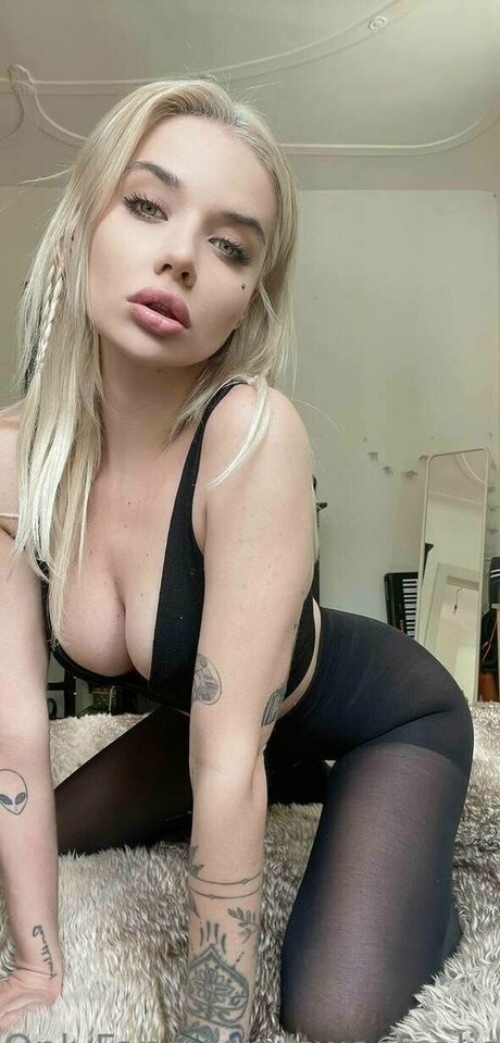 Sweet Aliceee onlyfans leajs