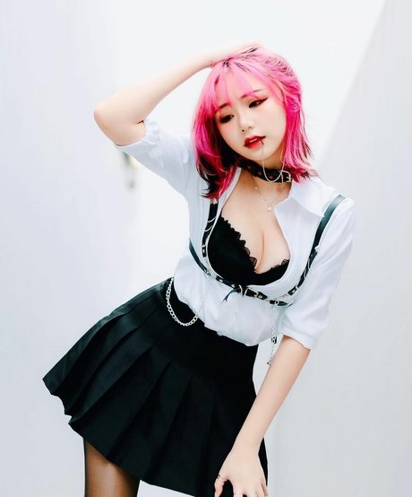 Akaei Ray onlyfans pictures