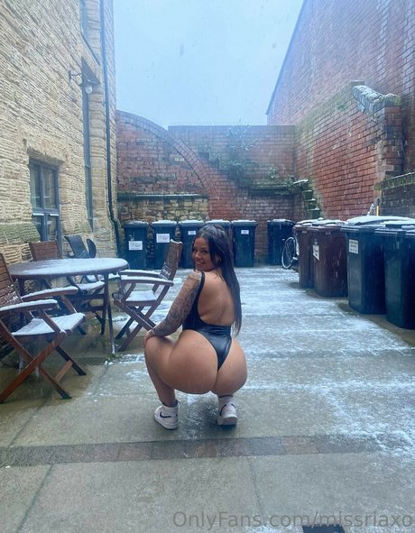 MissRiaXO onlyfans naked pics