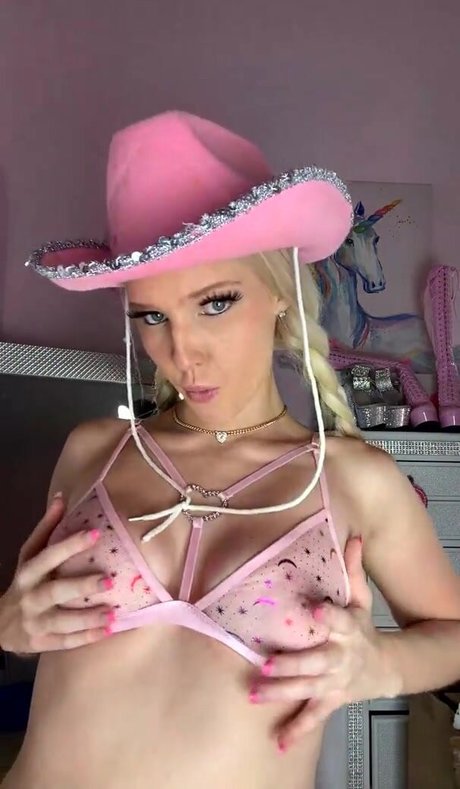 Linsey99 xxx only fans