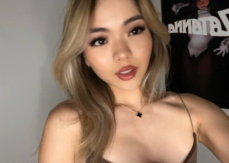 Tch0m nude porn onlyfans