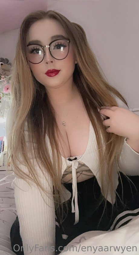 Enyaarwyen leaked only fans porn