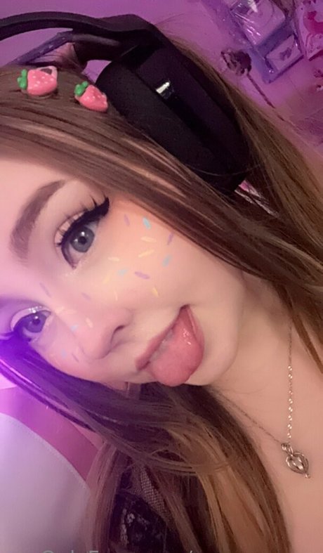 Enyaarwyen leaked naked onlyfans