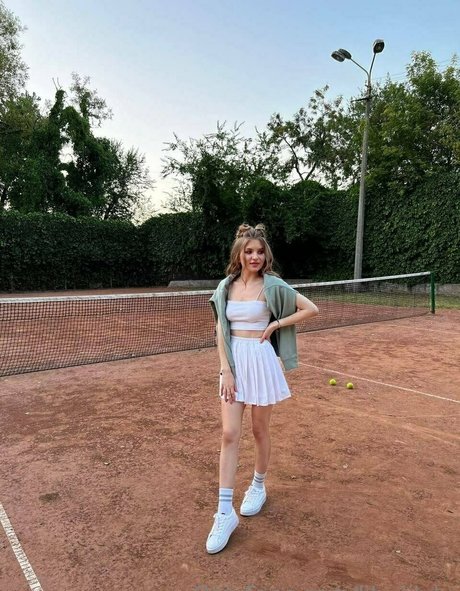 lily lilylu nude on onlyfans