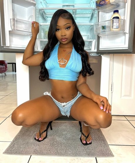 black shemale onlyfans exclusive shot