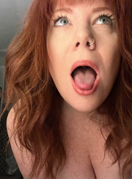 Naughtyexpastorswife onlyfans pictures