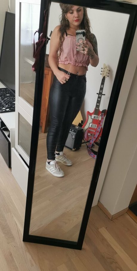 smellsliketnspiritvip onlyfans leaks sex