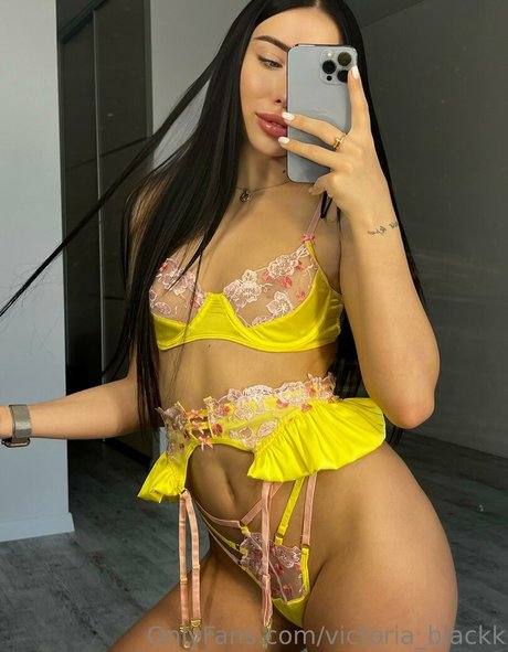victoria blackk onlyfans leak ass