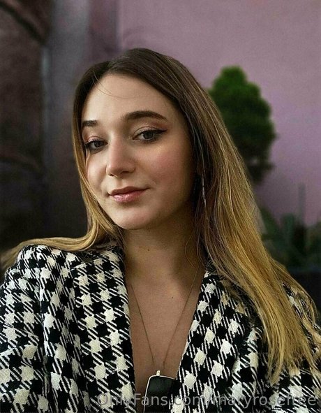 non onlyfans pretty still