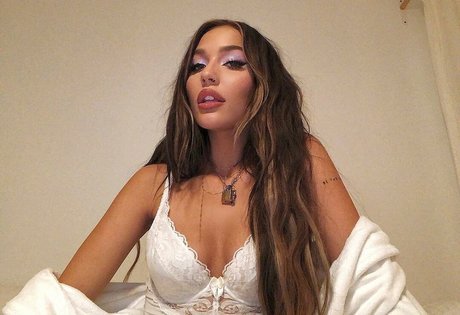 Lennon Stella onlyfans leaka