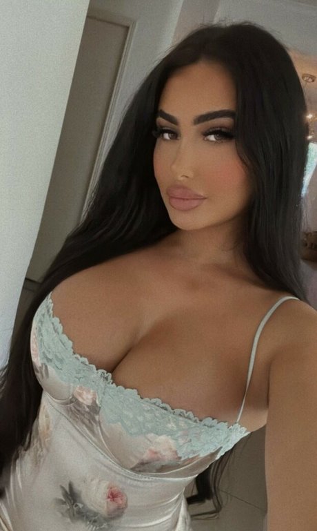 Jessica Foster naked on onlyfans