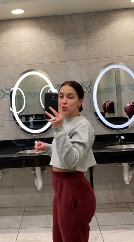 rhyrhyie onlyfans mega