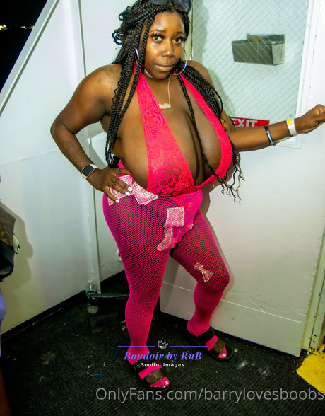 barrylovesboobs free onlyfans porn