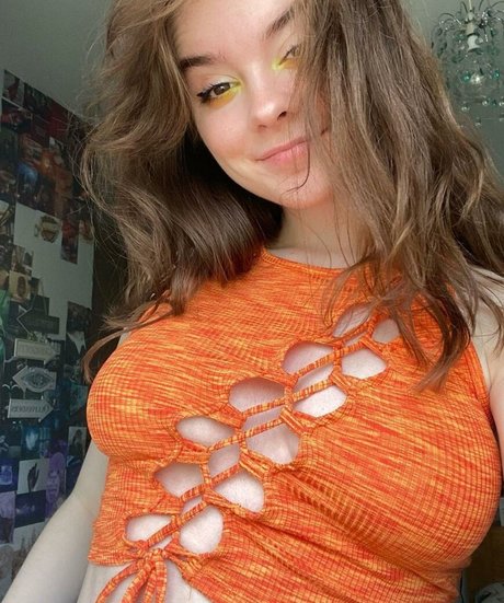 Laura Anne onlyfans desnuda